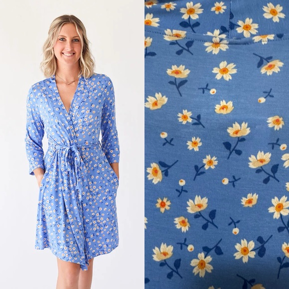 Posh Peanut Other - NWT Posh Peanut Robe Aqua Floral Blue Floral Size S/M